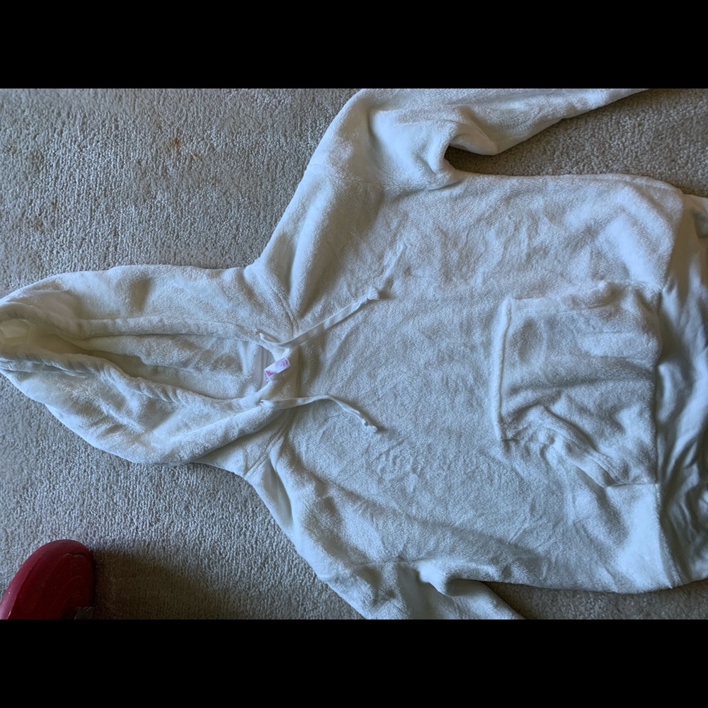 Fuzzy women’s sweatshirt